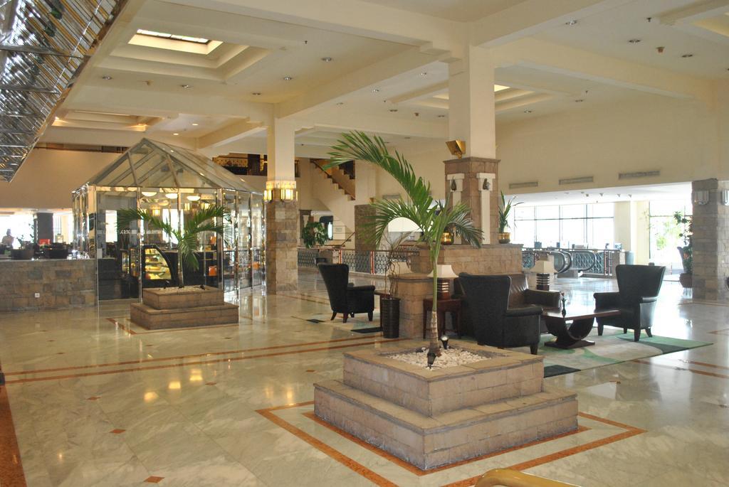 Grand Preanger Hotel 5*