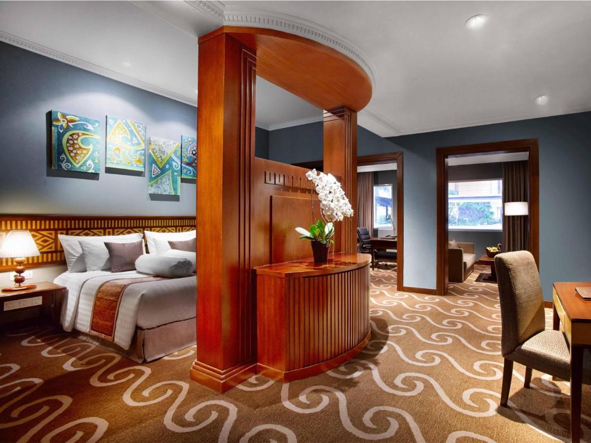 Grand Preanger Hotel 5*